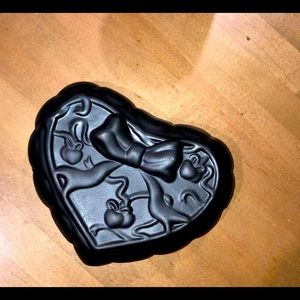 Black Heart Catch-all/Trinket Tray